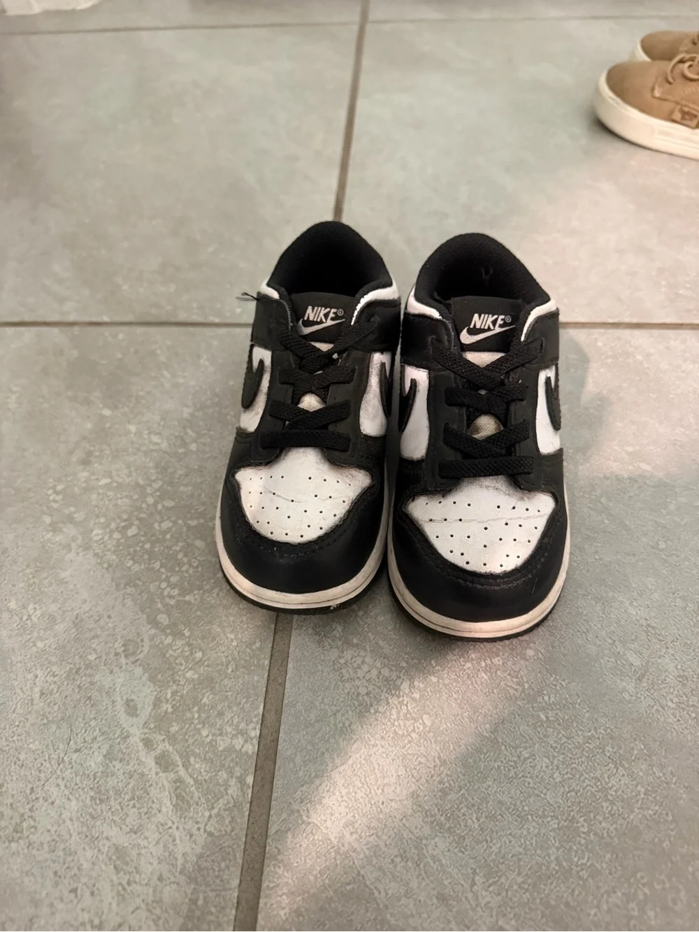 Nike Kids Black and White Low-Top Sneaker